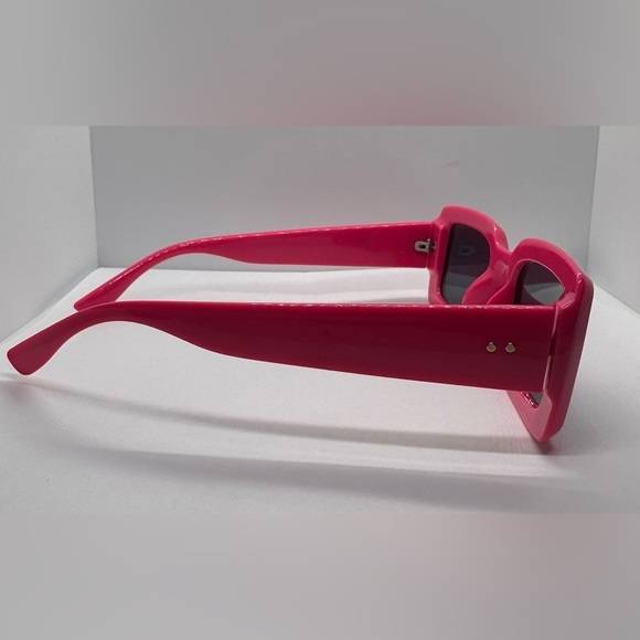 Retro Hot Pink Square Sunglasses - Y2K Style, UV400 Protection - New main image 13